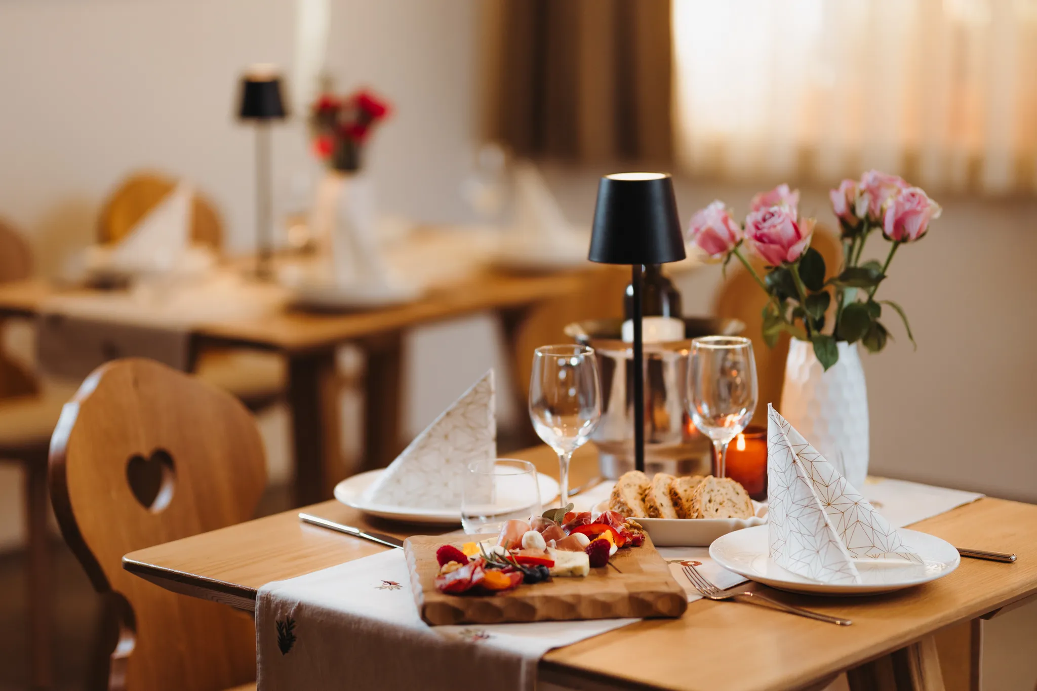 APARTMENSTS-MENART_BOOKING_01_JANEZ_LOWRES-17