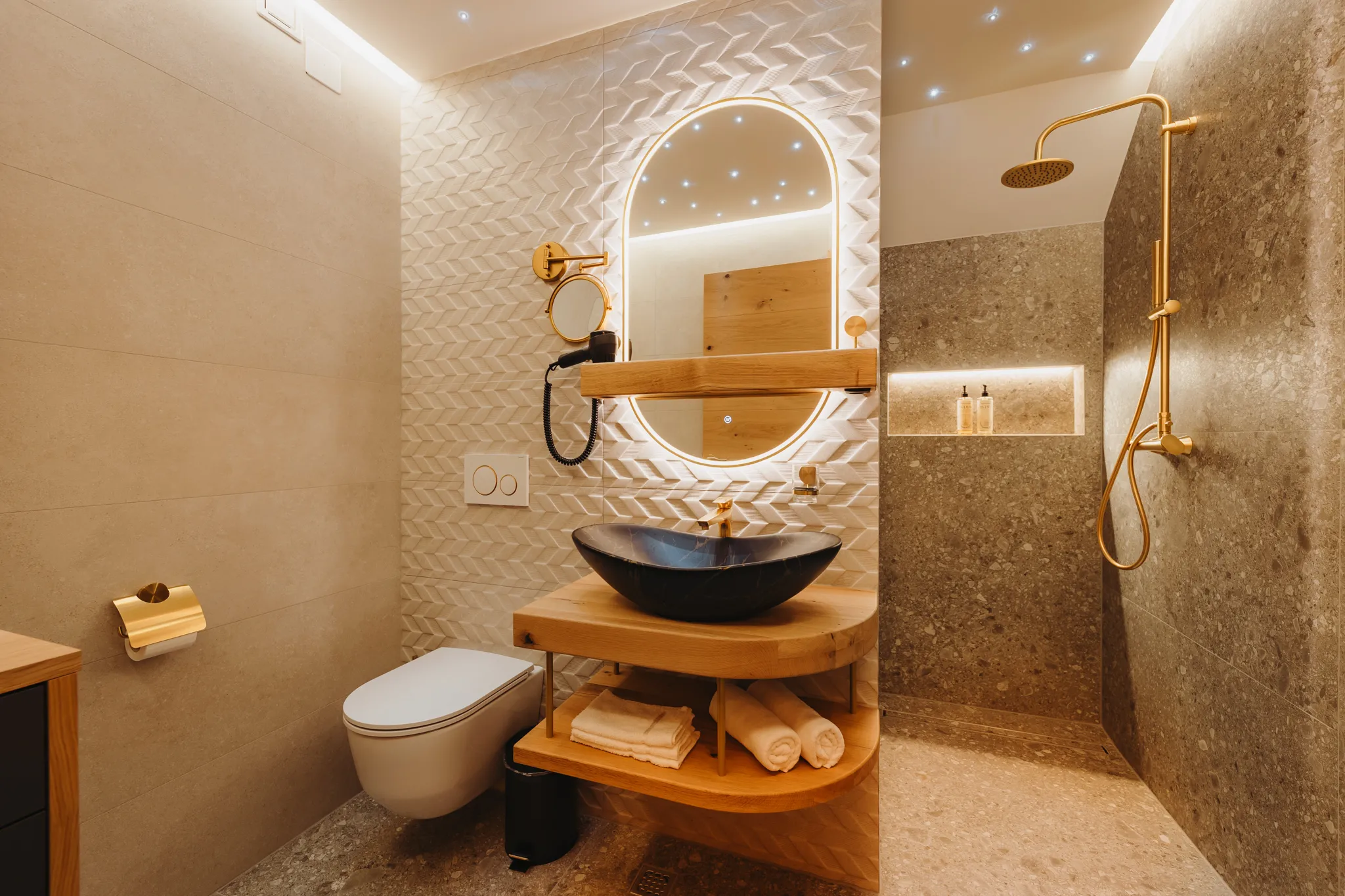 APARTMENSTS-MENART_BOOKING_07_JERNEJ_LOWRES-10