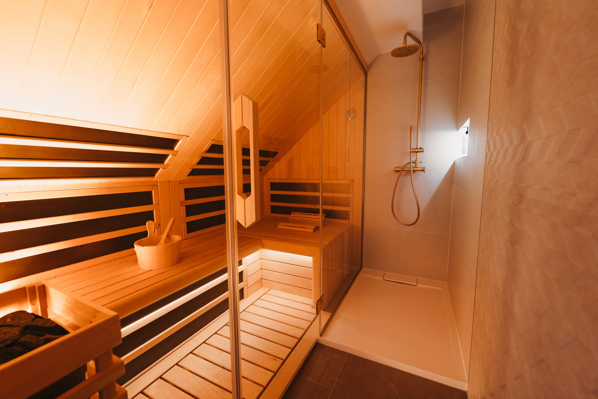 APARTMENSTS-MENART_BOOKING_07_JERNEJ_LOWRES-13