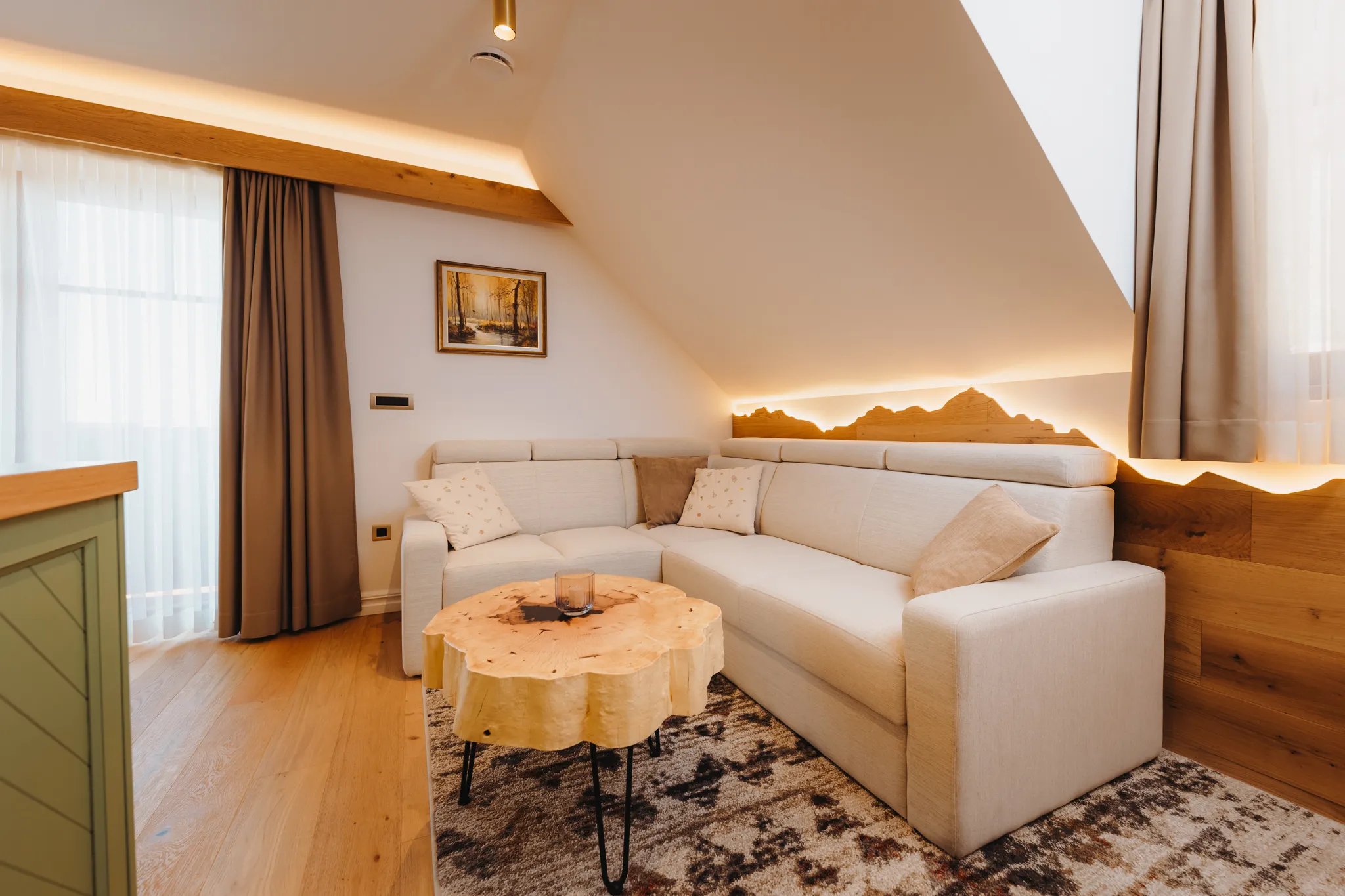 APARTMENSTS-MENART_BOOKING_05_ANGELA_LOWRES-8